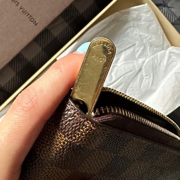 Louis Vuitton travel zippy wallet - Picture 9 of 10